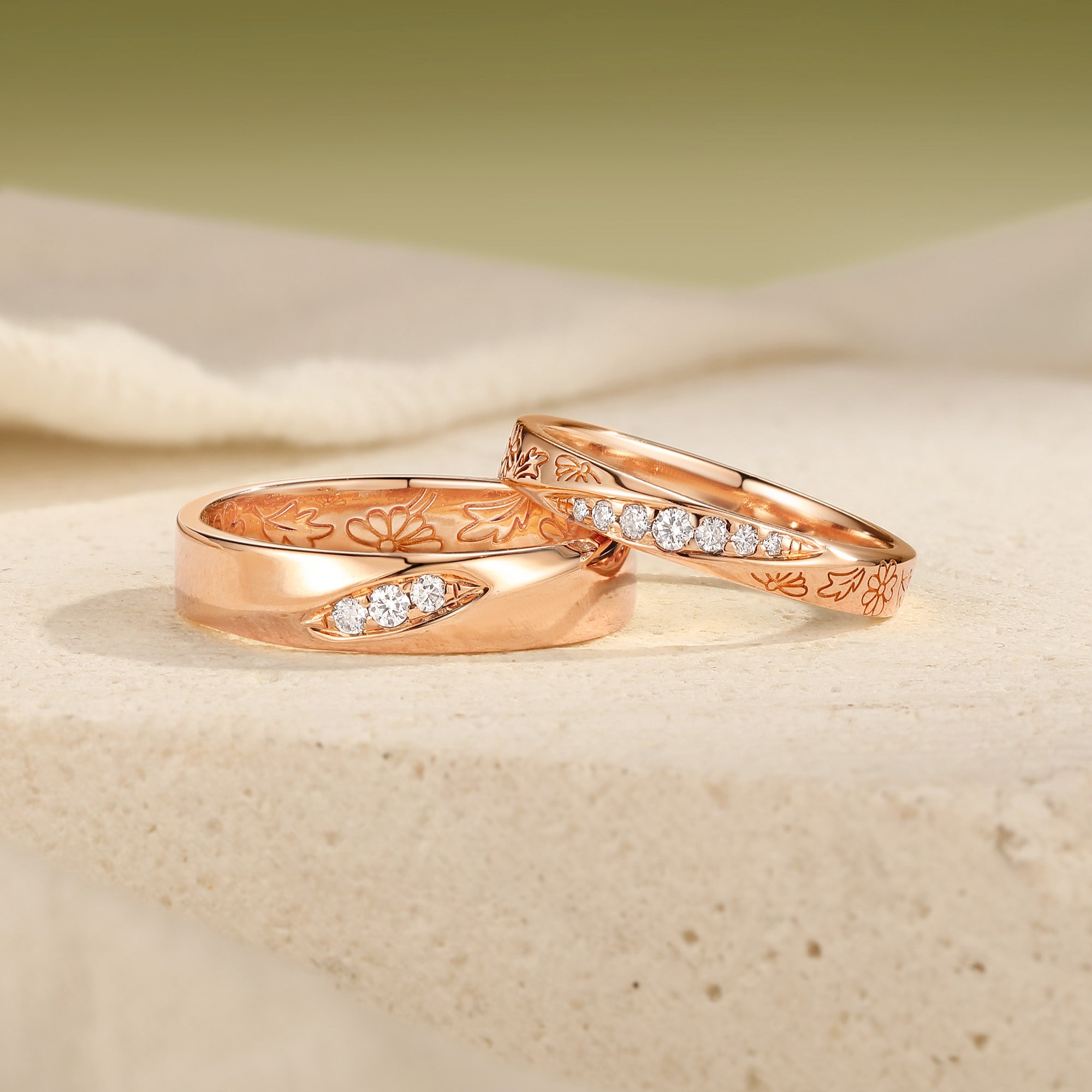 Vintage Moissanite Daisy Engraved Couple Wedding Band