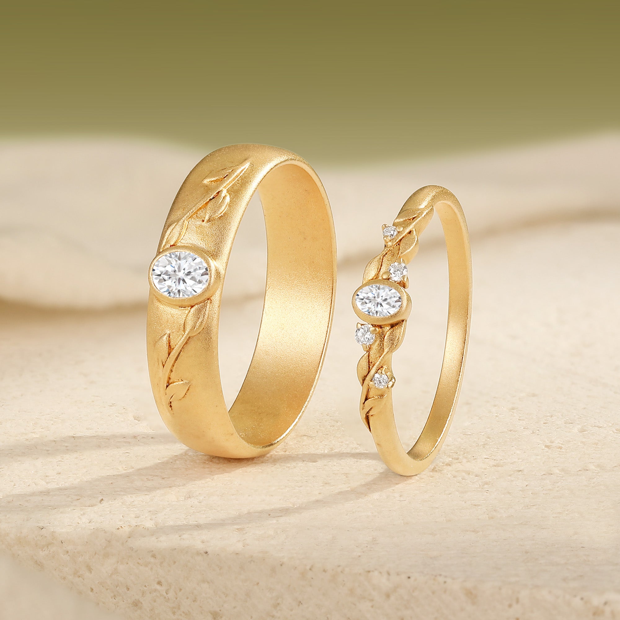Nature-Inspired Moissanite Leaf Engraved Couple Wedding Band Set