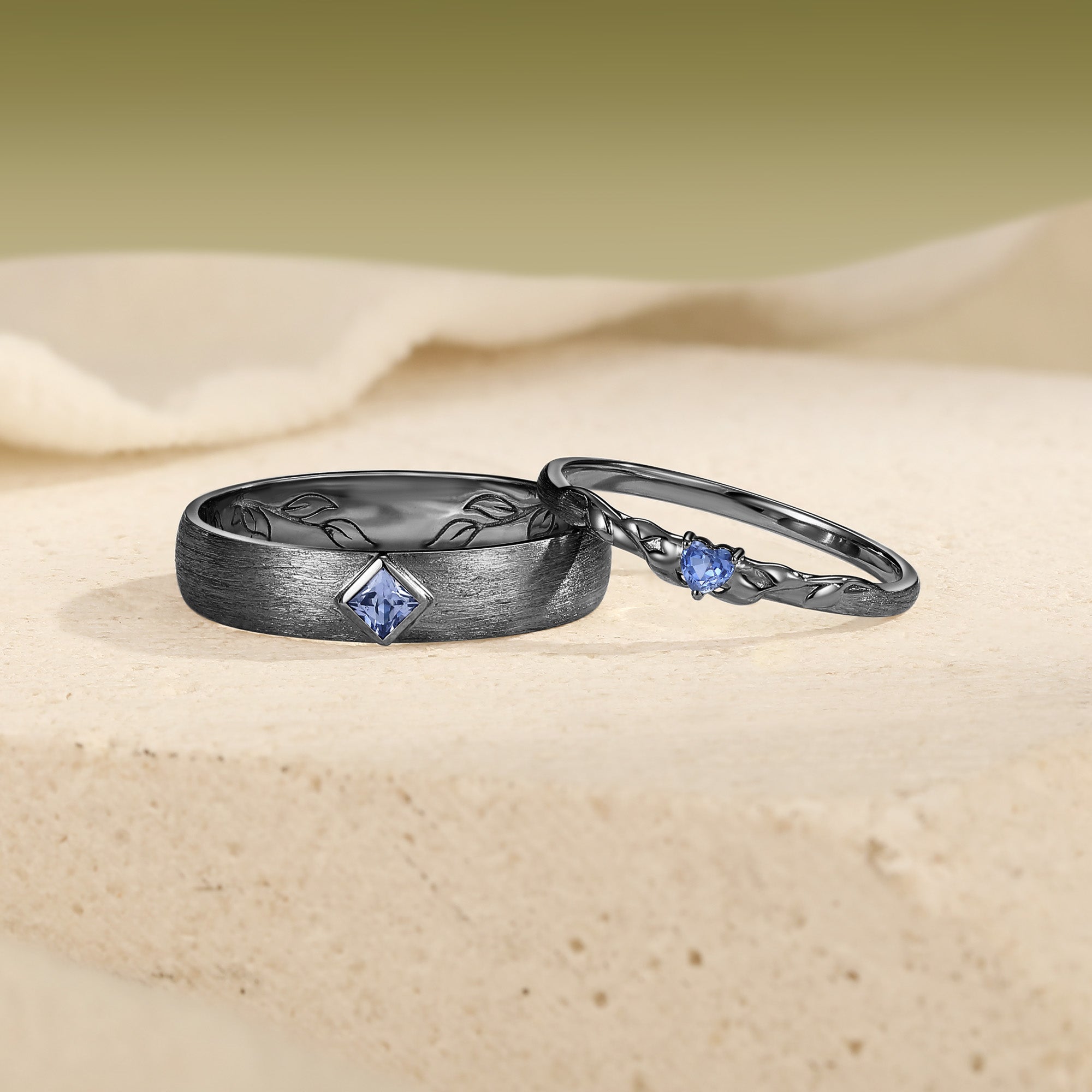 Brushed Sapphire with Hidden Leaf Engraving Couple Ring