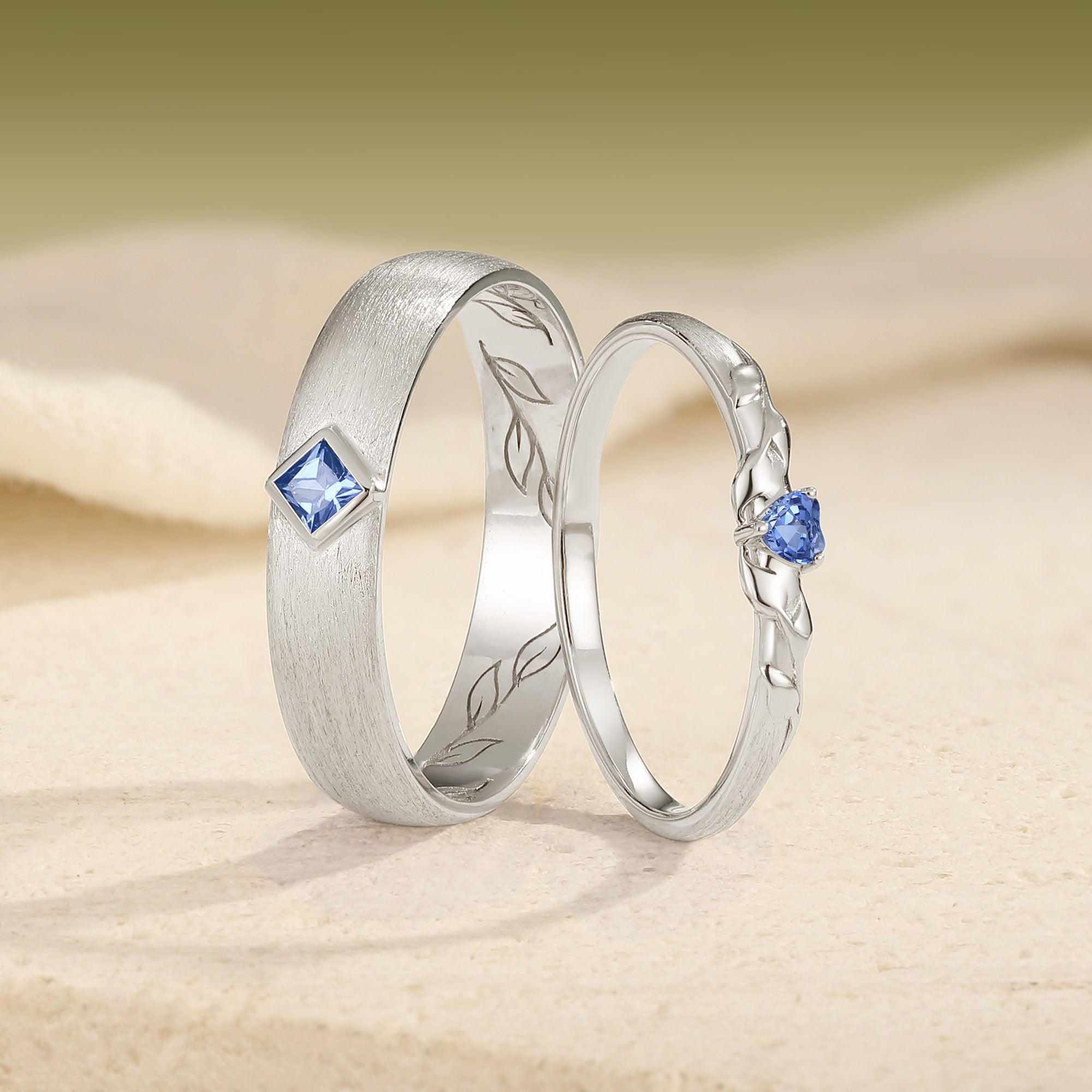 Brushed Sapphire with Hidden Leaf Engraving Couple Ring