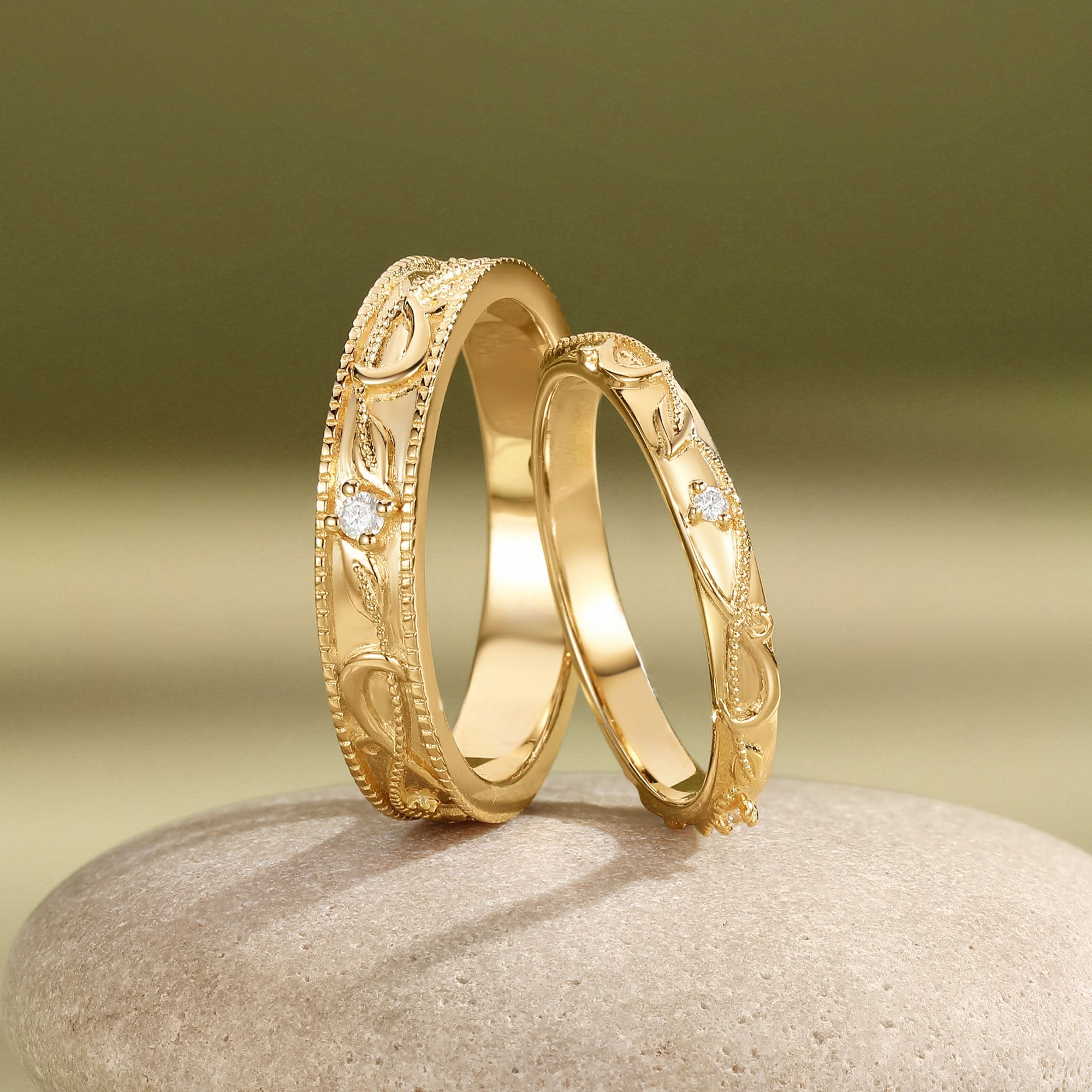 Vintage Floral Vine Leaf Moissanite Accent Milgrain Couple Wedding Band - Maeve