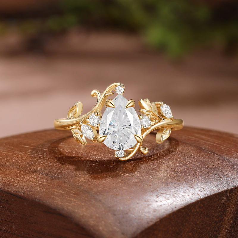 Forest Fairy Firework Cut Pear Moissanite Leafy Bridal Set 2pcs - Lavinia