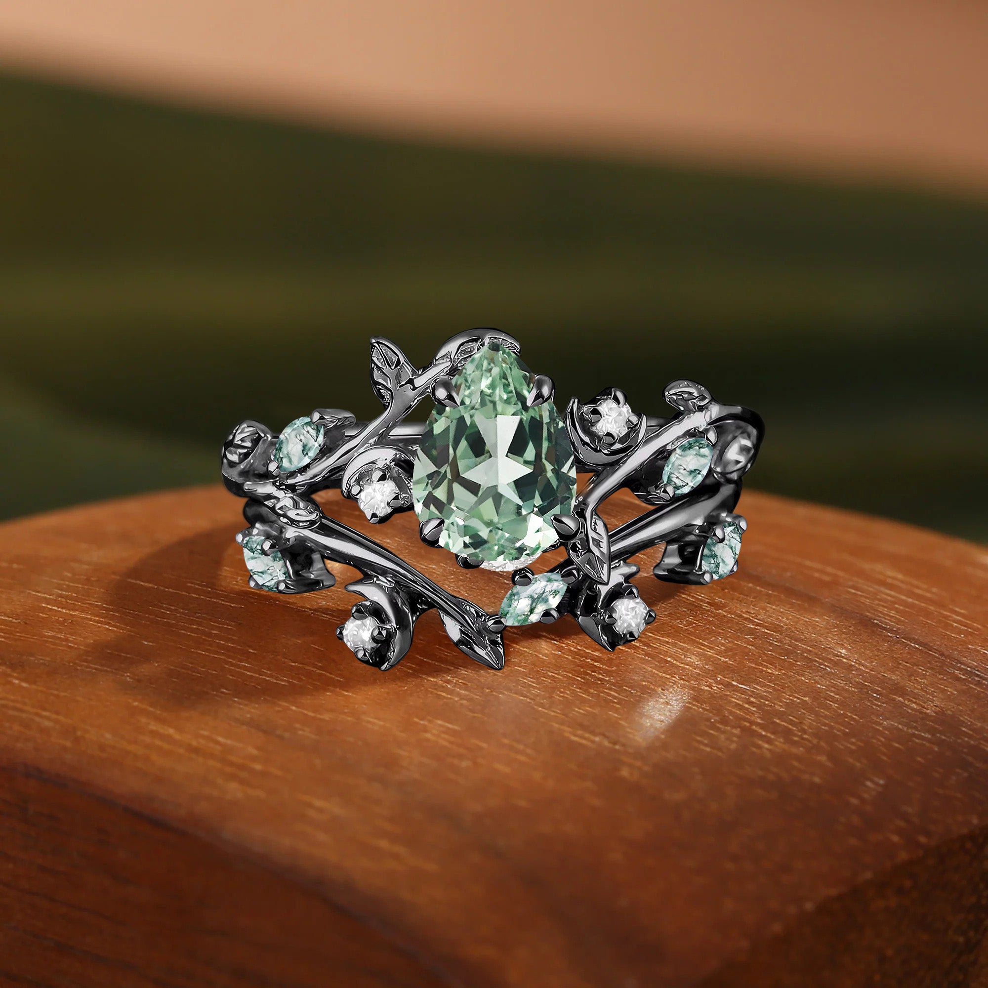 Godelieve - Pear Lab Green Sapphire Embrace Cute Moon Bridal Set 2pcs