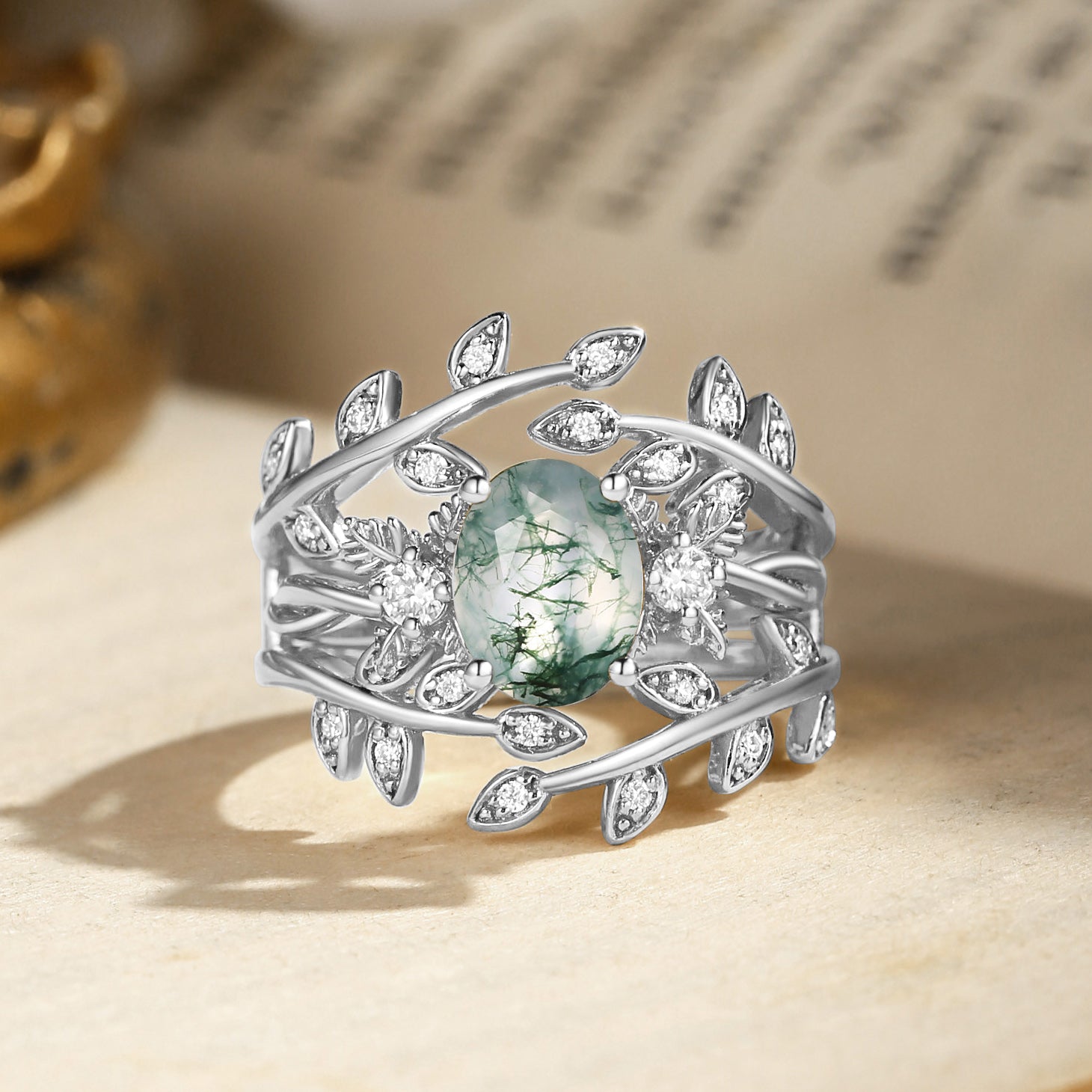 Léonie - Oval Cut Alexandrite Leafy Enhancer Ring Set 2pcs