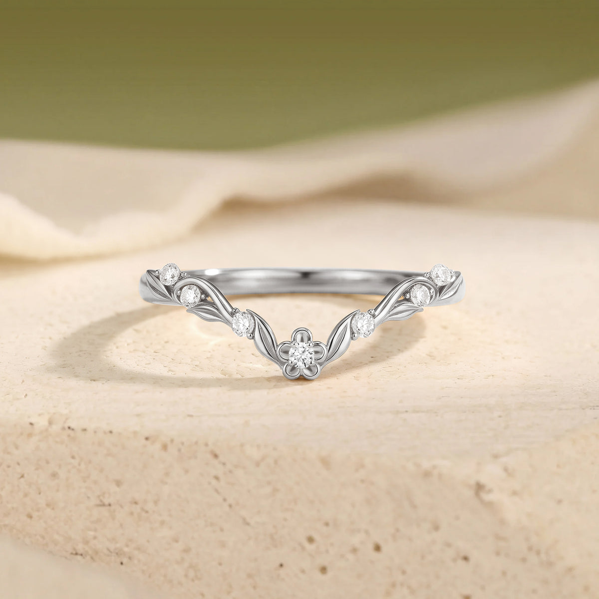 Curved Floral Leafy Moissanite Stackable Wedding Band