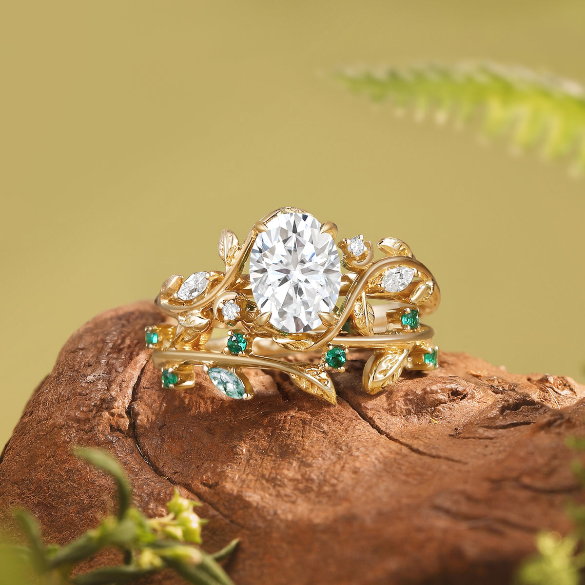 Désirée - Oval Cut Moissanite Branch Leafy Engagement Ring Set 2pcs