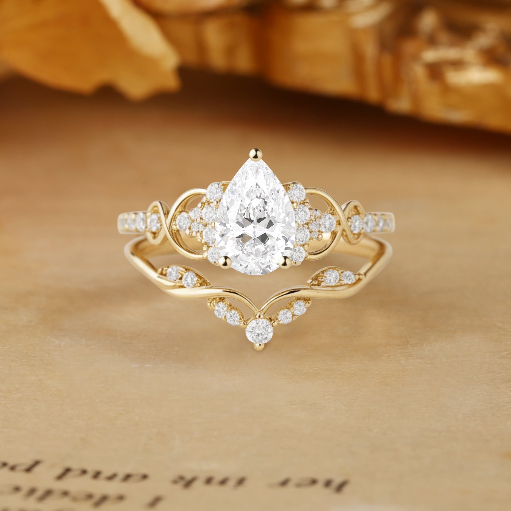 Ramona - Vintage Pear Cut Lab Grown Diamond Twist Cluster Bridal Set 2pcs