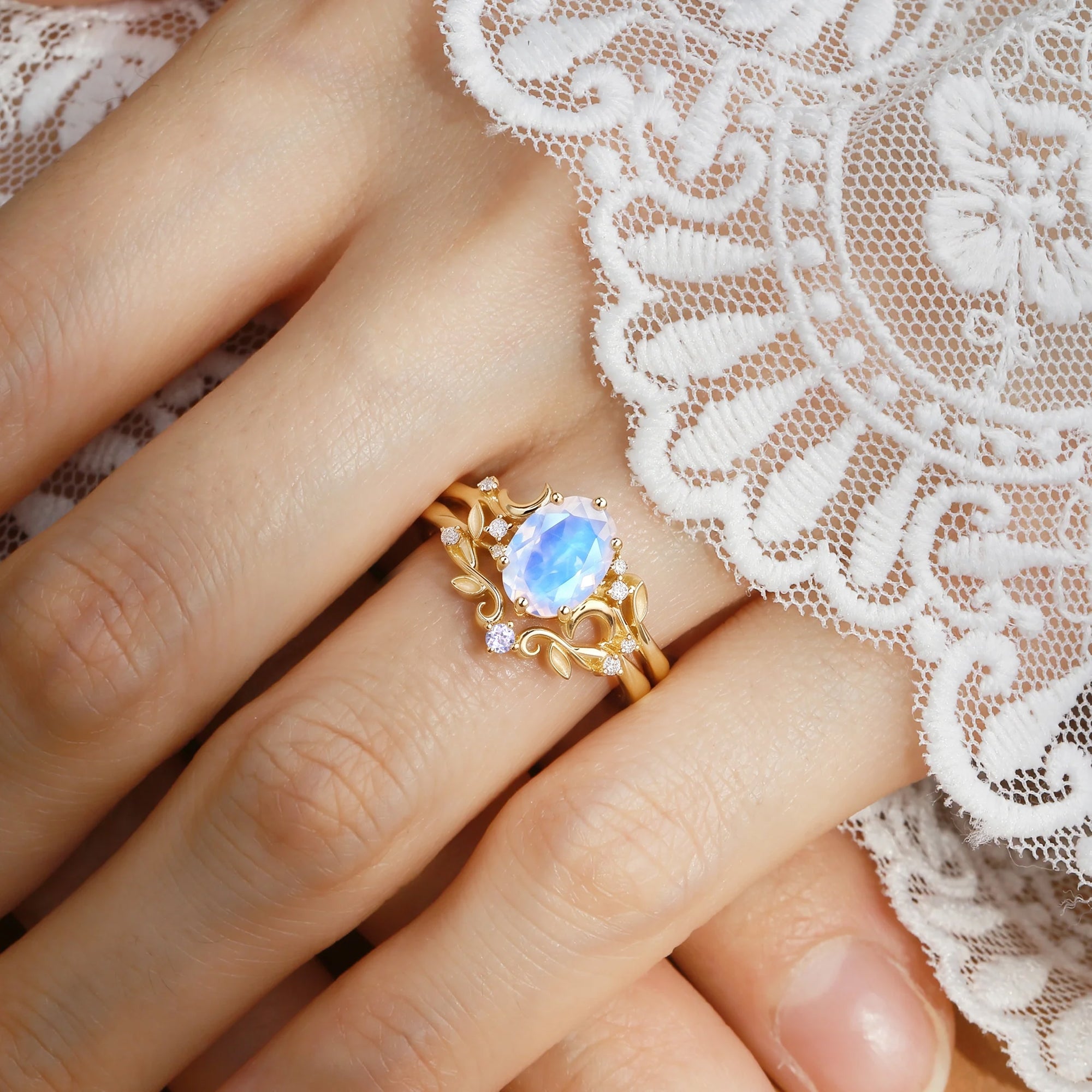 Moonlight Fairy Oval Cut Moonstone Moon & Leafy Ring Bridal Sets 2pcs - Meriel