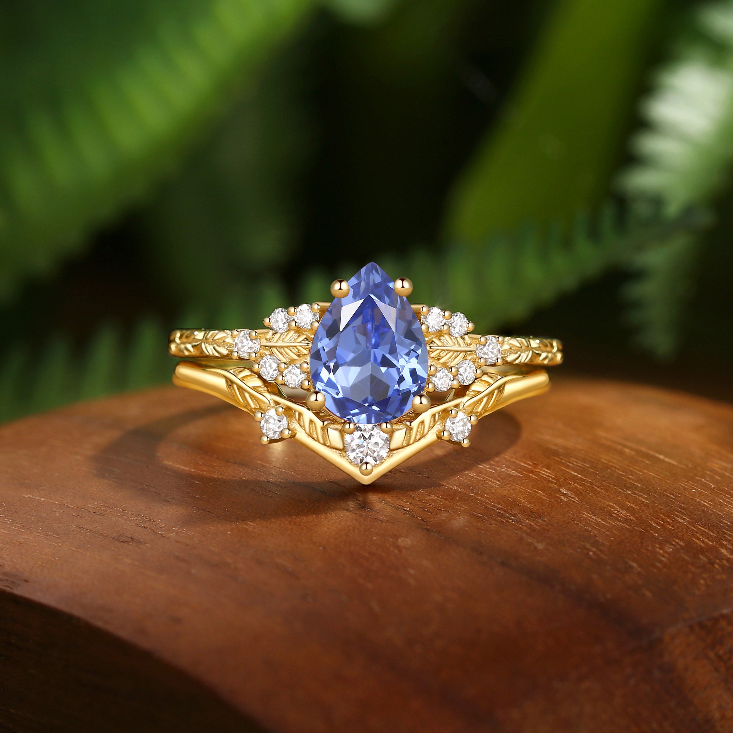 Leaf Nature Inspired Pear Cut Cornflower Blue Sapphire Engagement Ring Set 2pcs - Hortense