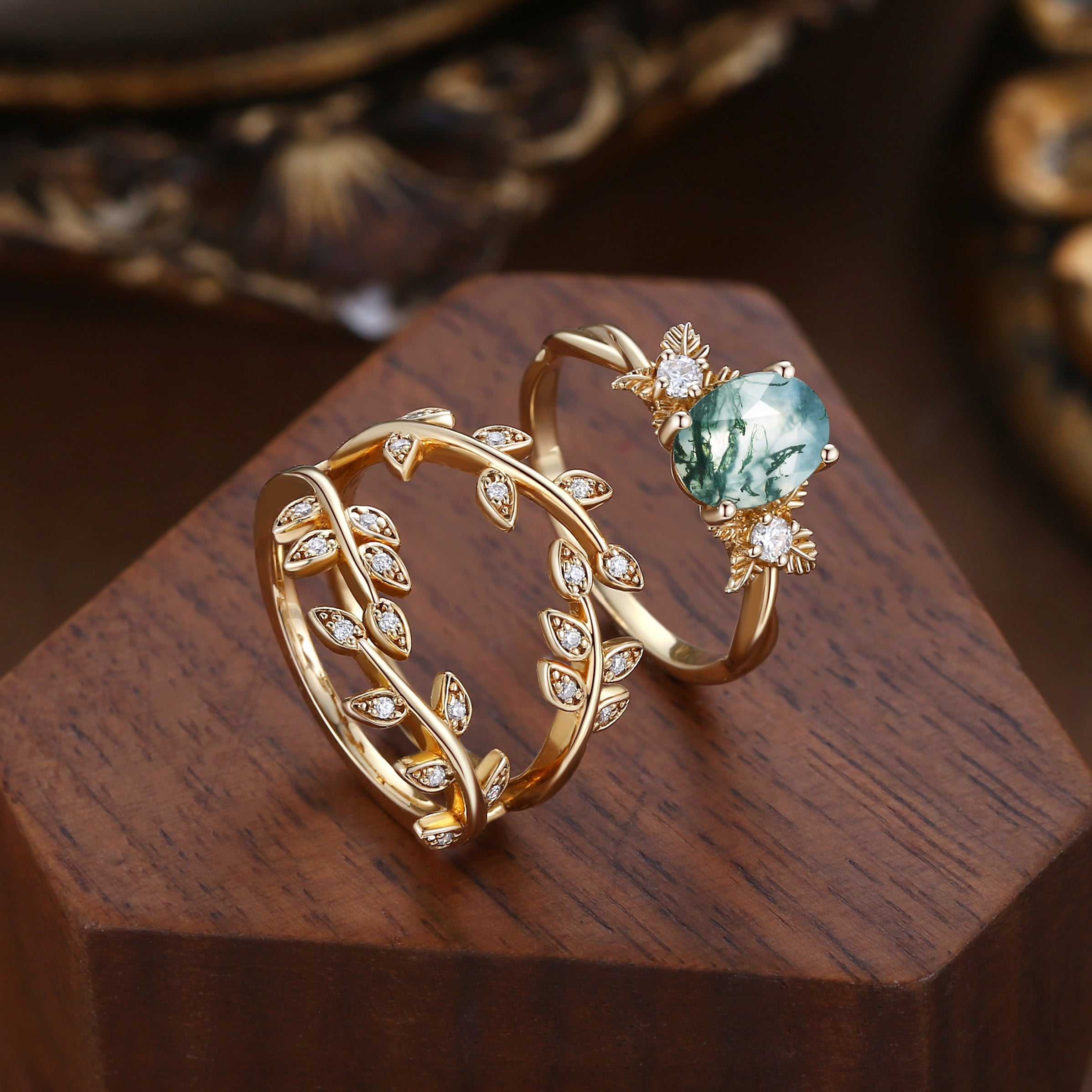 Léonie - Oval Cut Moss Agate Leafy Enhancer Ring Set 2pcs