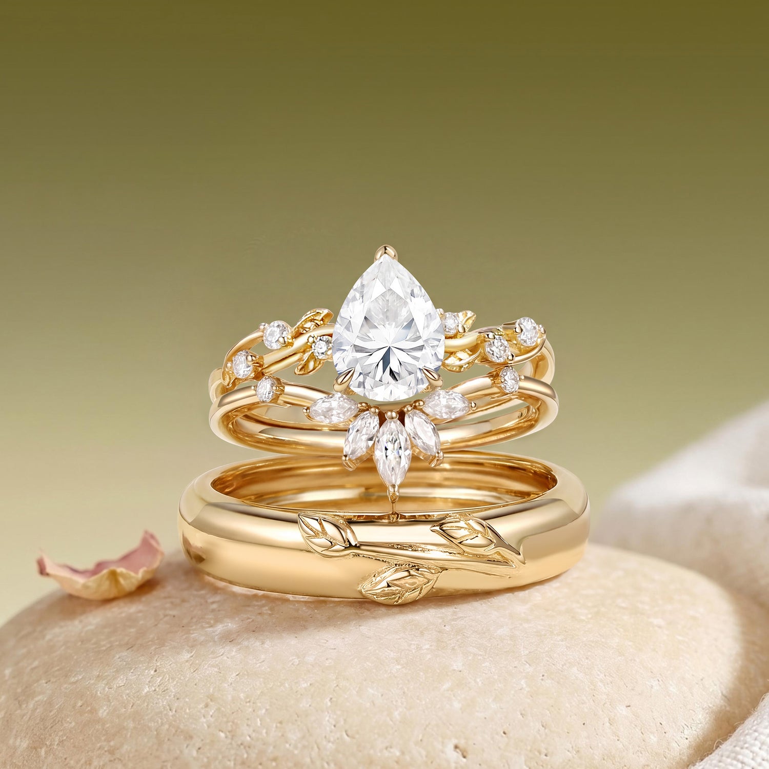Clarissa - Moissanite Pear Cut Leafy Gold Couple Ring Set