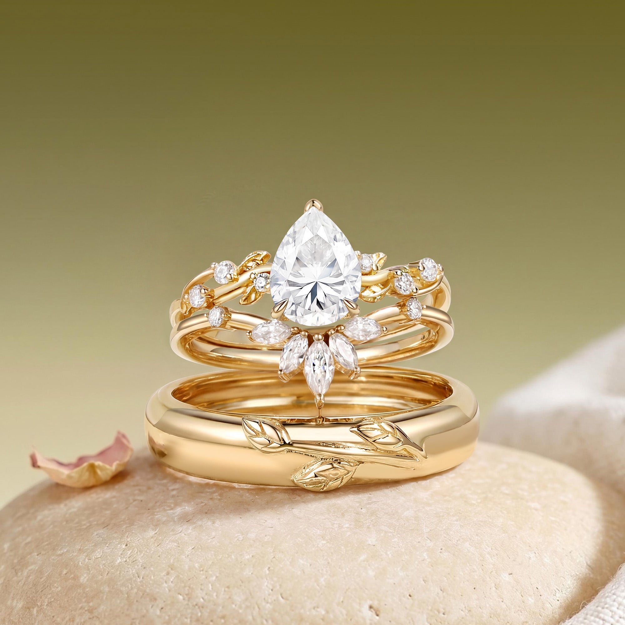 Clarissa - Moissanite Pear Cut Leafy Gold Couple Ring Set