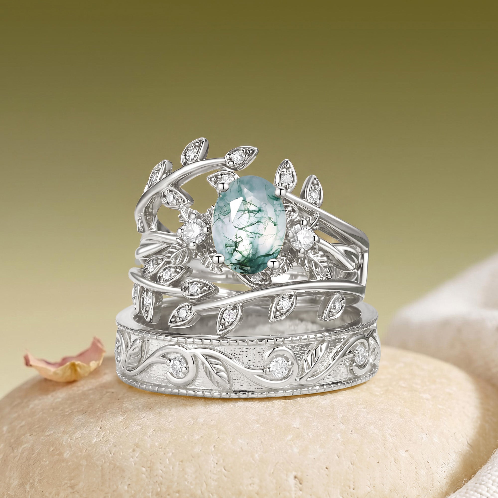 Léonie - Oval Cut Moss Agate Leafy Couple Ring Set