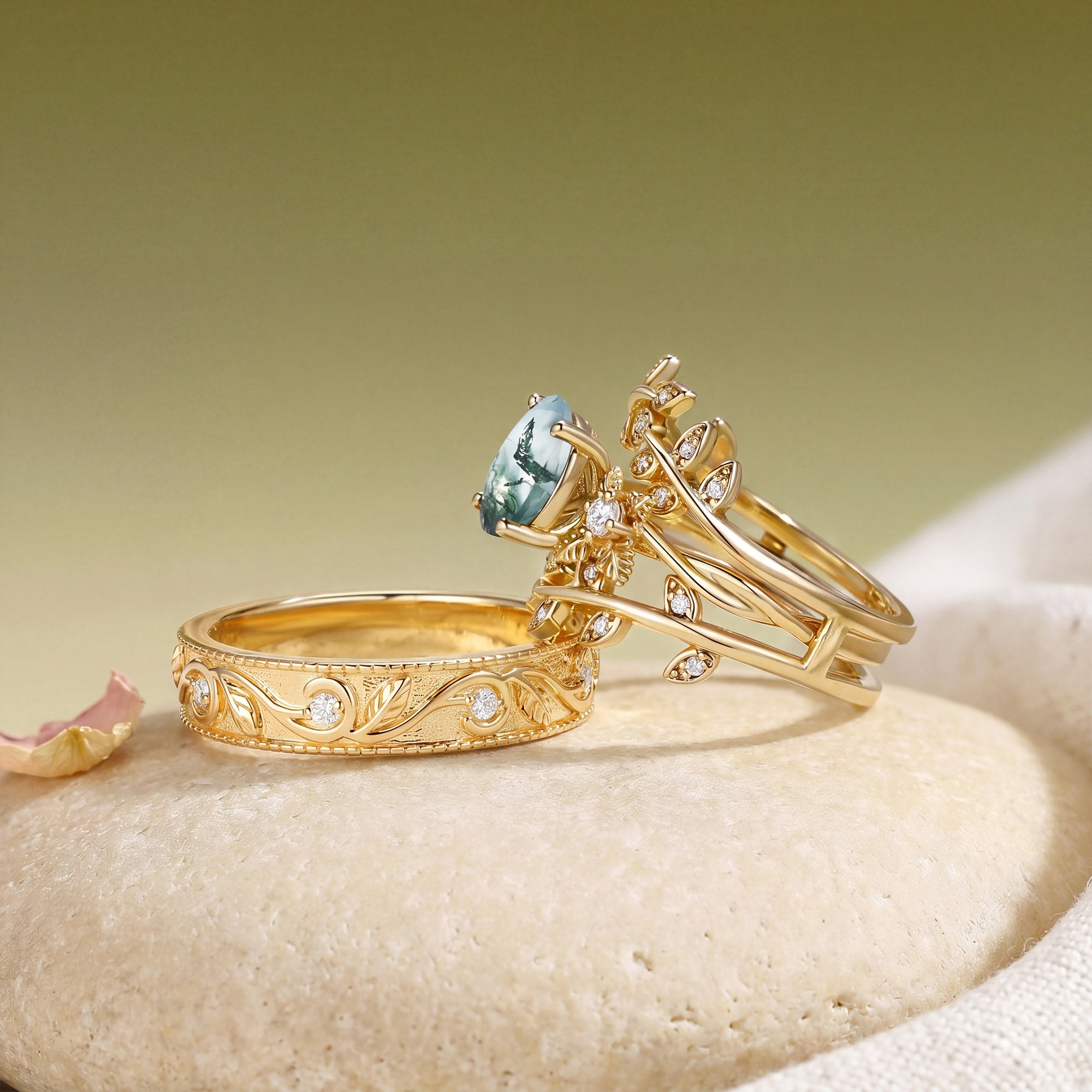 Léonie - Oval Cut Moss Agate Leafy Couple Ring Set