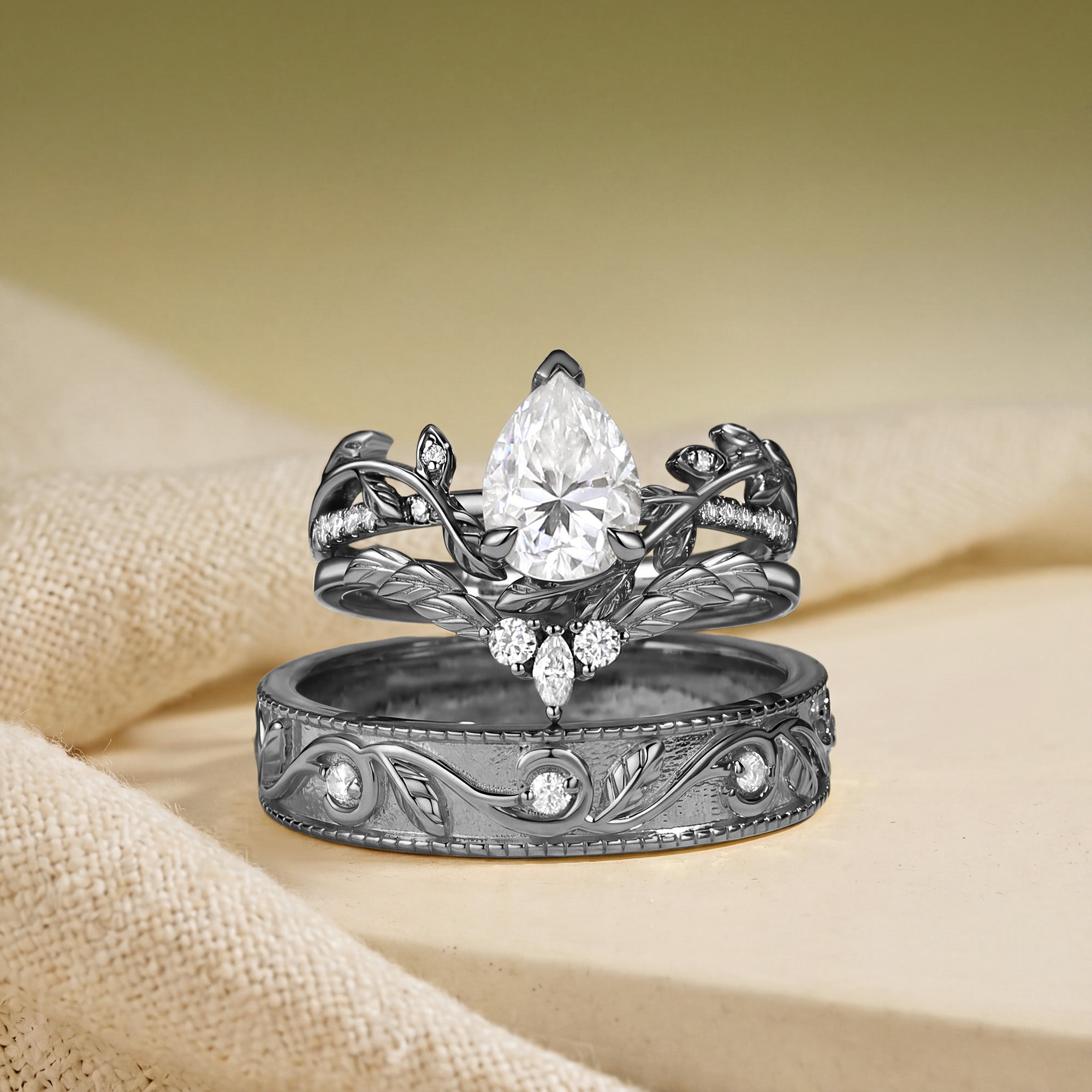 Jora - Pear Cut Moissanite Cluster Couple Ring Set