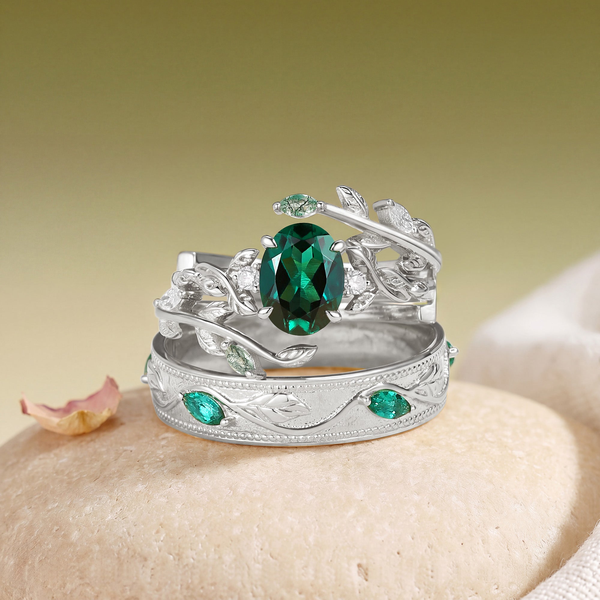 Helen - Oval Cut Emerald Cluster Couple Ring Set