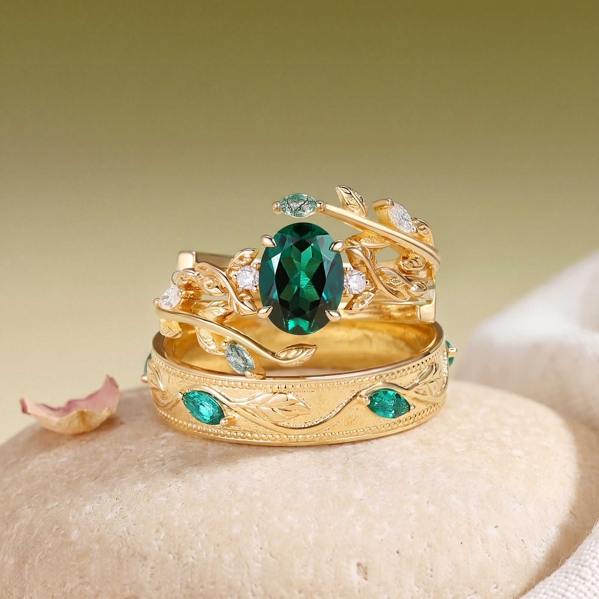 Helen - Oval Cut Emerald Cluster Couple Ring Set