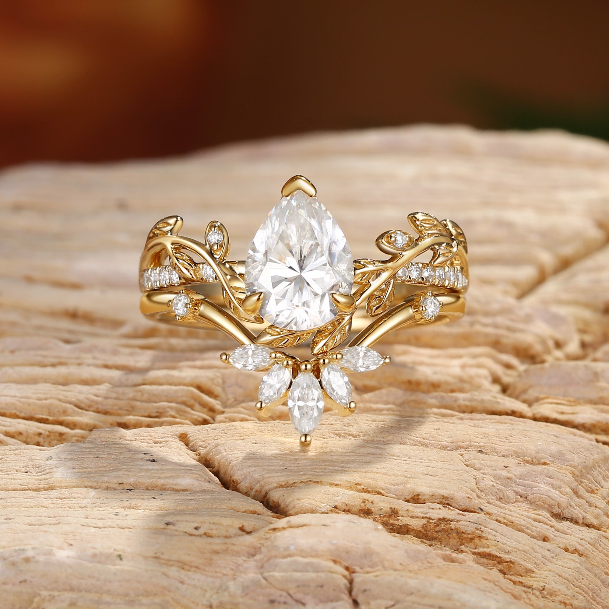 Leaf Ring - Pear Cut Moissanite Vine Inspired Leafy Bridal Set