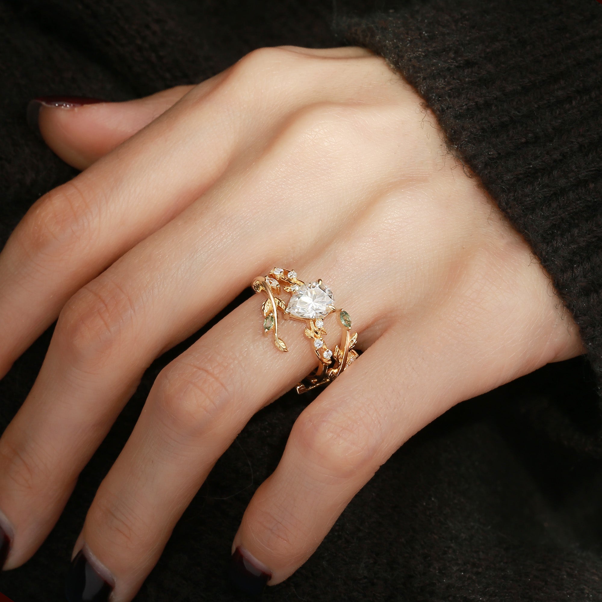Dune - Moissanite Leafy Engagement Ring Set 2pcs