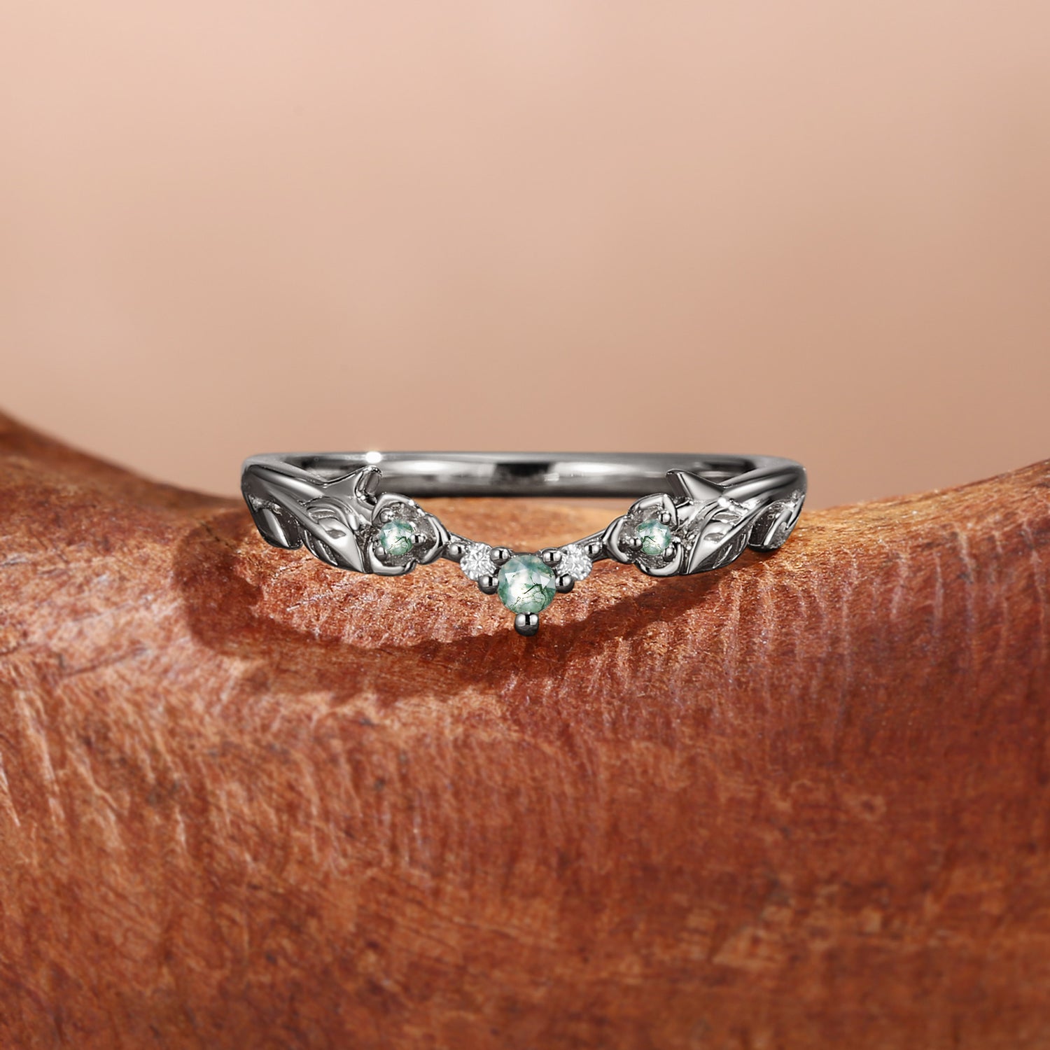 Flower Curved Moss Agate & Moissanite Wedding Band