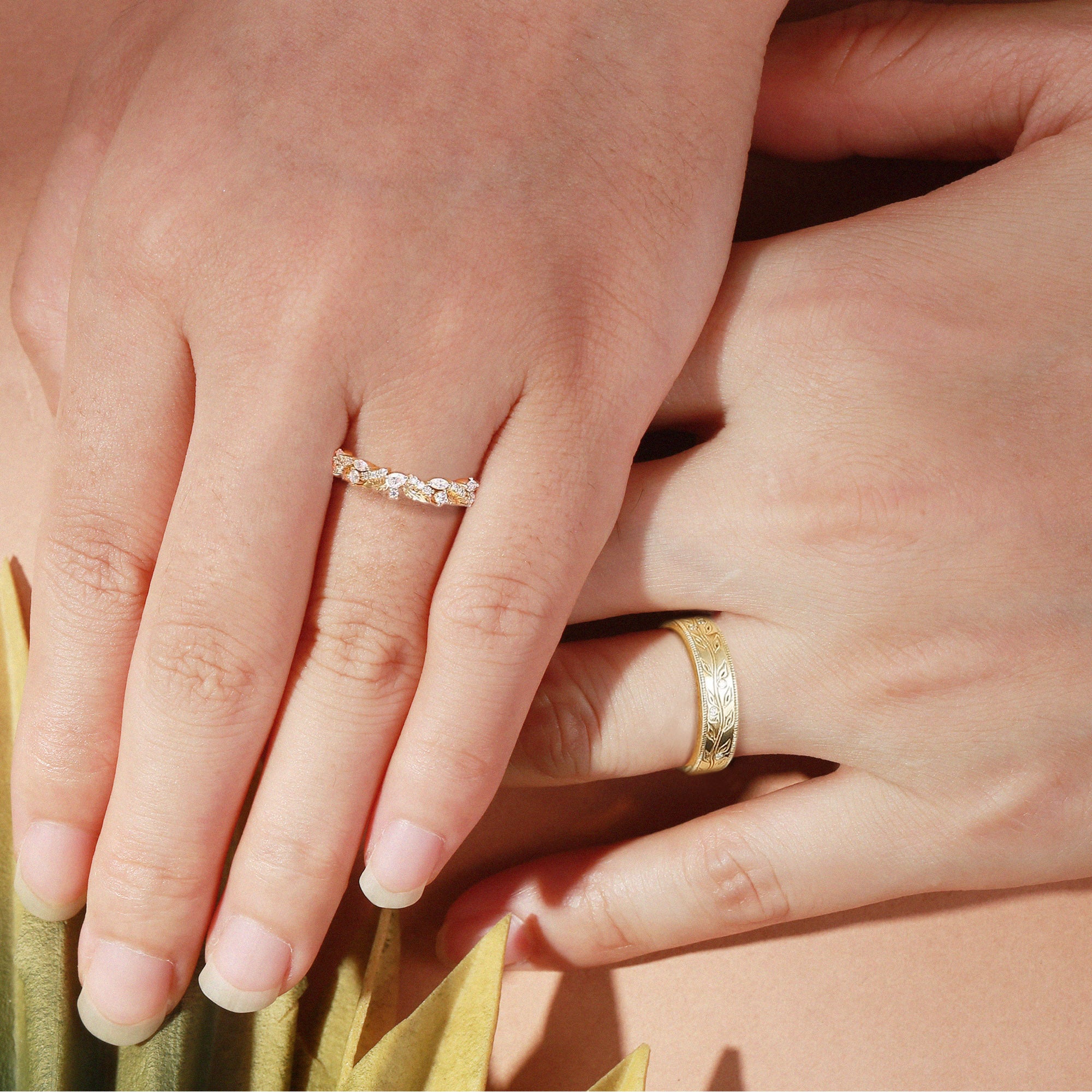 Questa - Art Deco Leaf Rings Moissanite Wedding Band Set