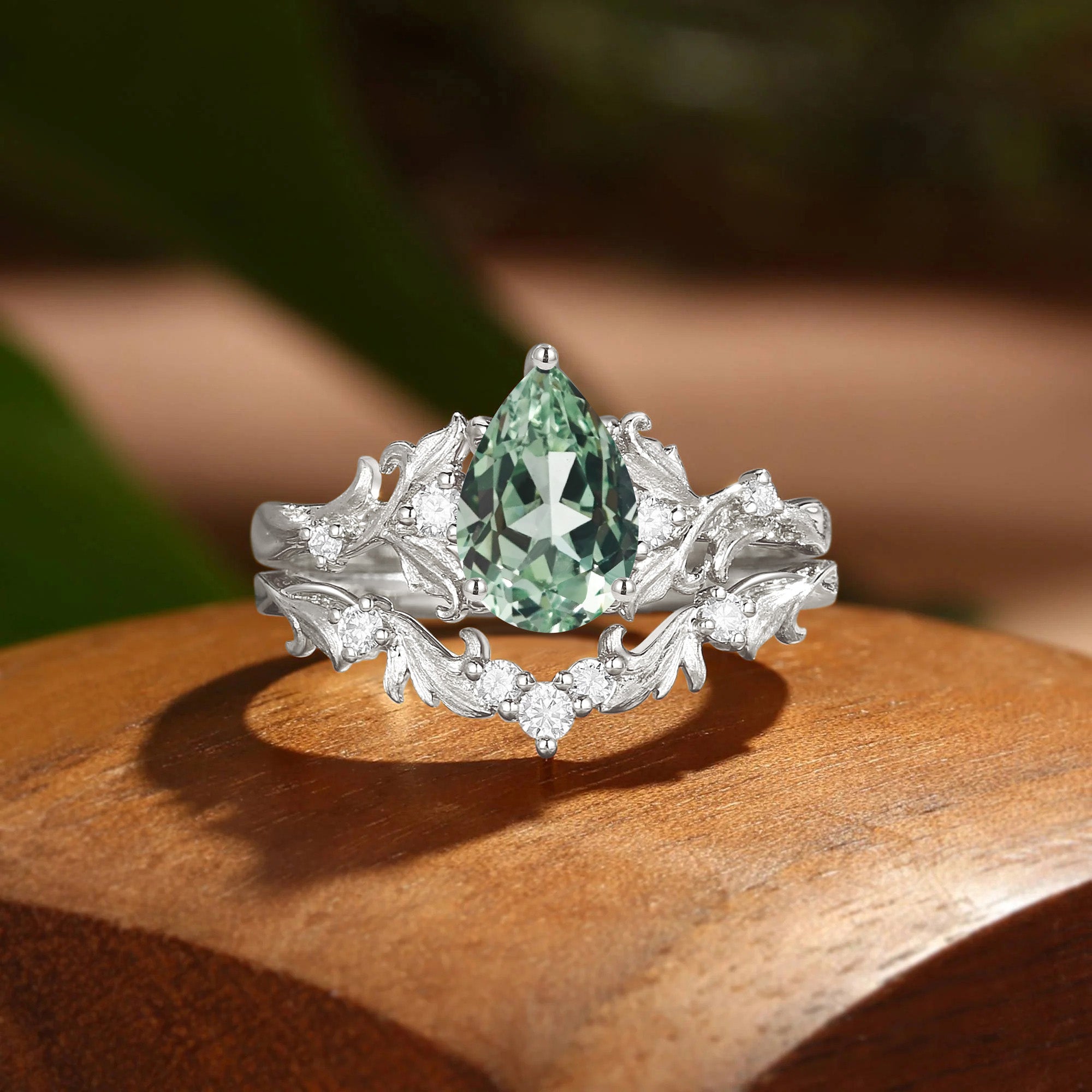 Pear Cut Green Sapphire Acanthus Inspired Art Deco Bridal Set 2pcs - Rosa