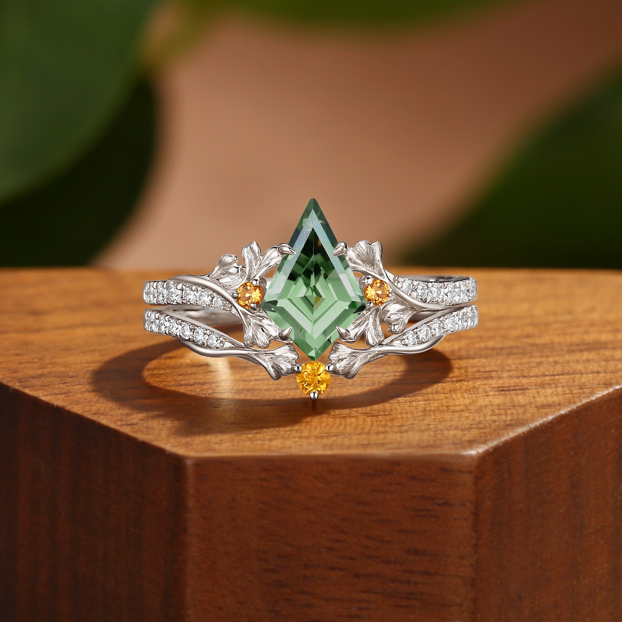 Unique Kite Cut Green Sapphire Yellow Gold Ginkgo Leaf Bridal Set 2pcs - Sienna
