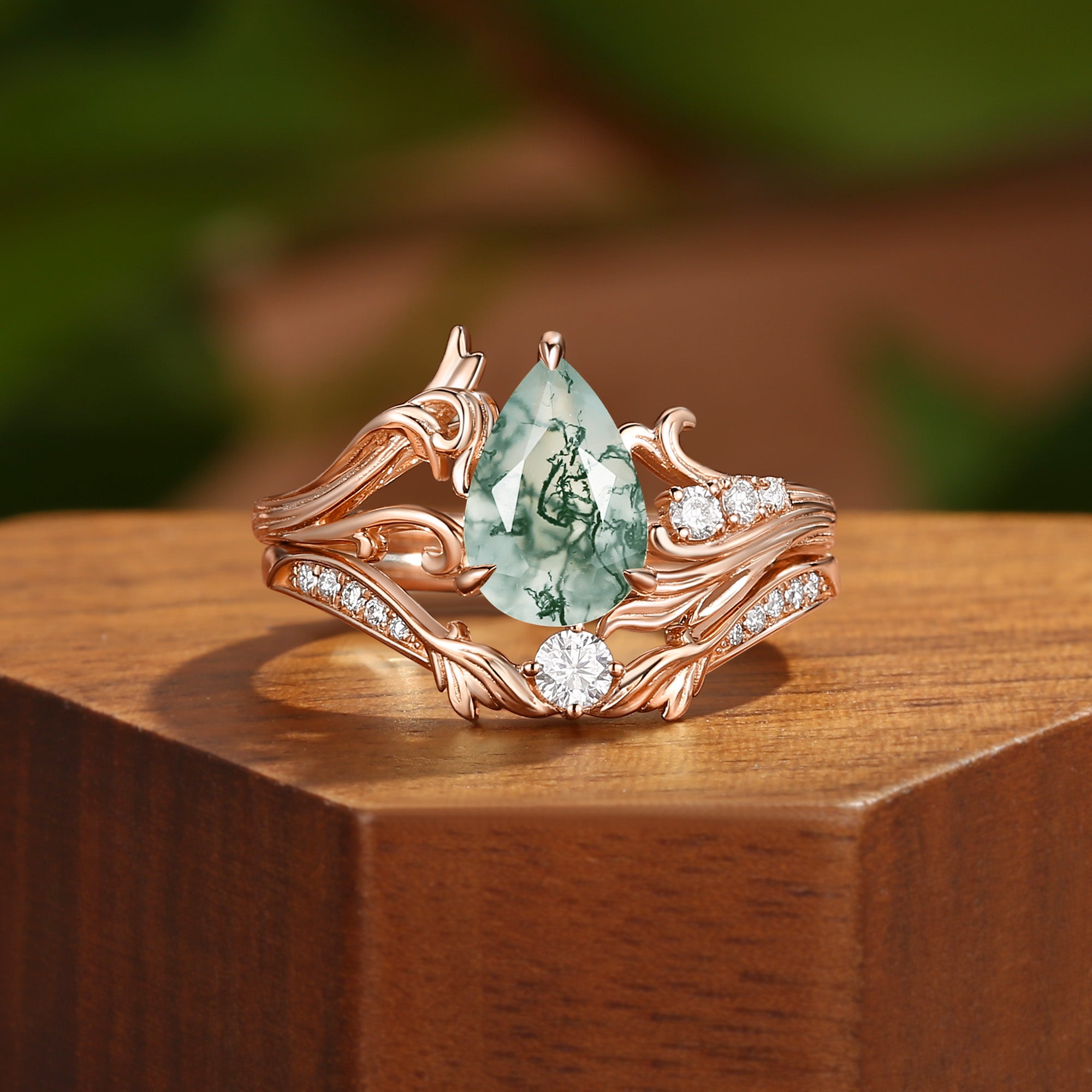 Vivienne - Vintage Pear Cut Moss Agate Acanthus Leaf Engagement Ring Set 2pcs