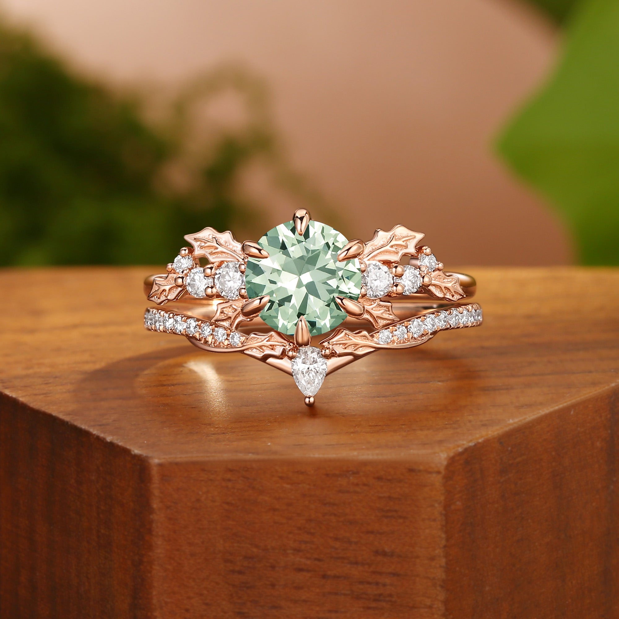 Round Cut Green Sapphire Holly Leaf Yellow Gold Bridal Set 2pcs - Victoria