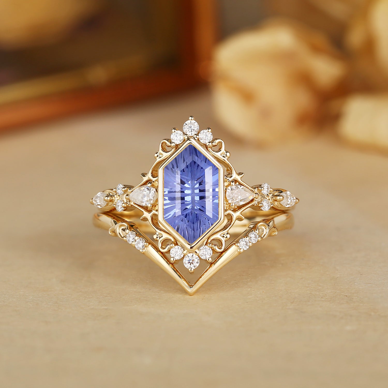 Firework Cut Hexagon Cornflower Blue Sapphire Princesscore Vintage Bridal Set 2pcs - Swan