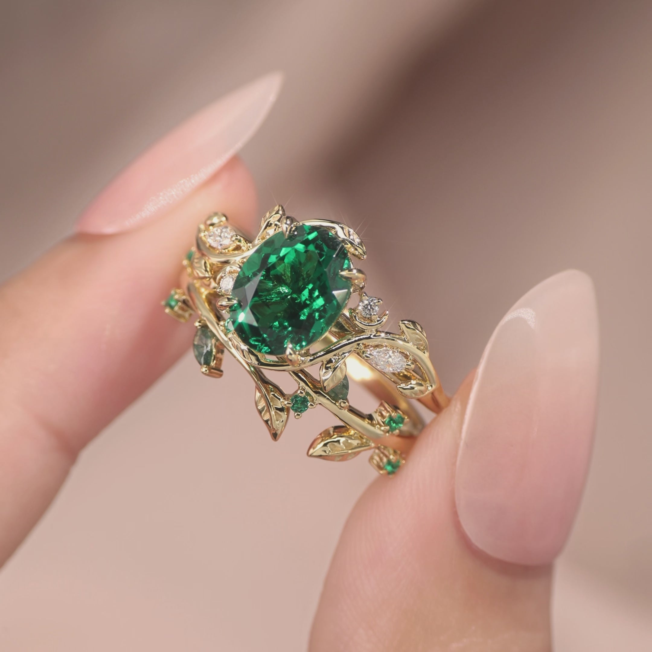 Load video: Désirée - Oval Cut Lab Emerald Branch Leafy Engagement Ring Set 2pcs